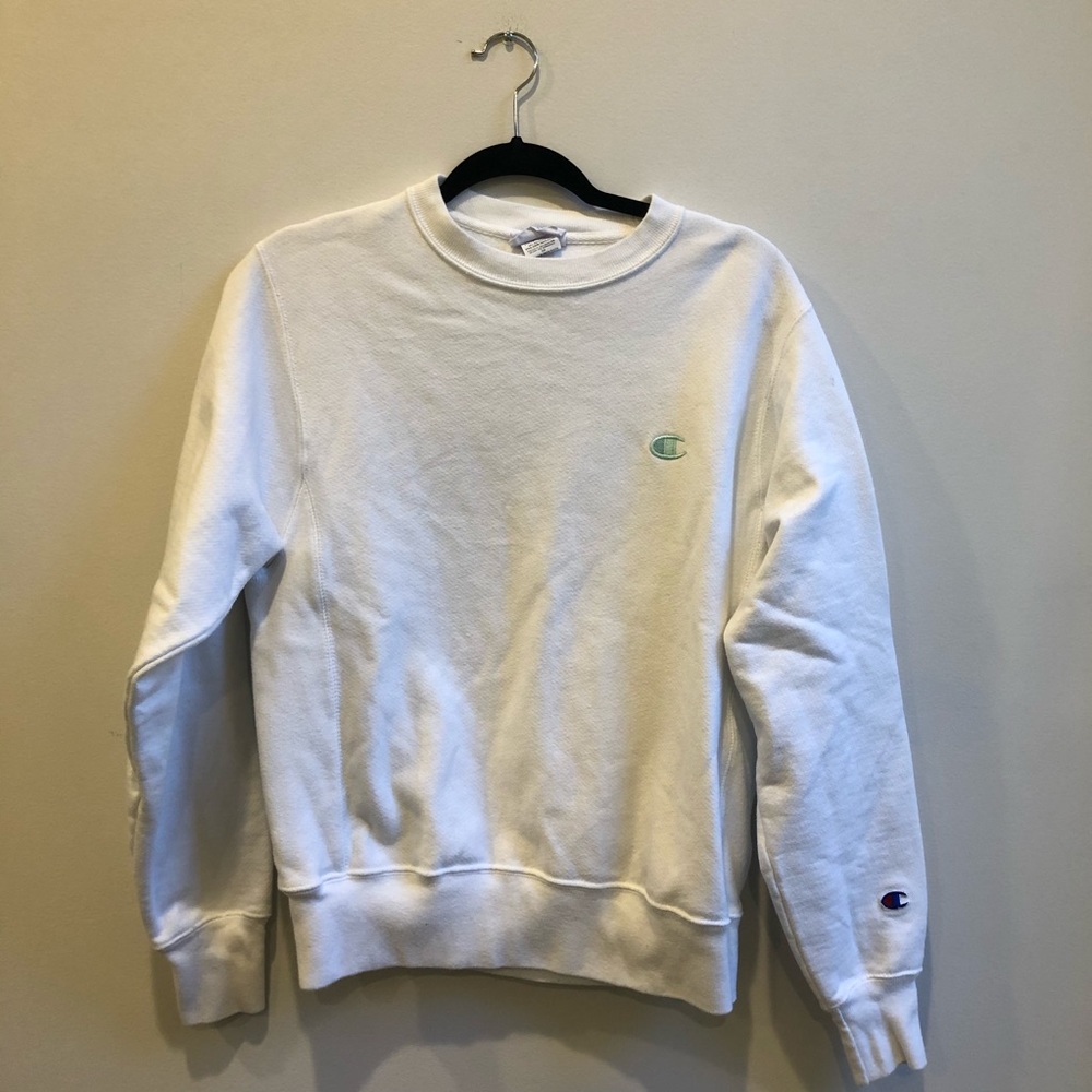 Champion (Urban Outfitters) - White Pullover
